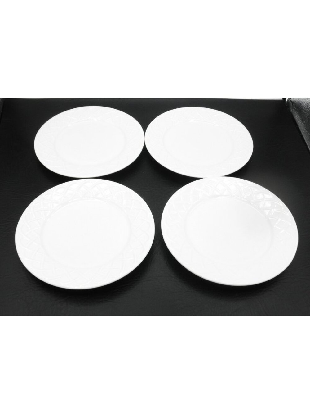 Picnic by Oneida 7.5 Inch Salad Plates Set of 4 Pattern Code: ONEPIC Retired